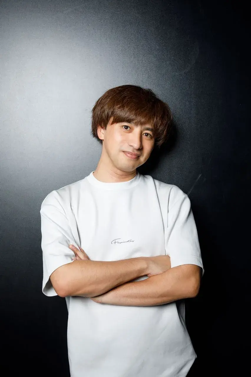 伊藤雅康氏
